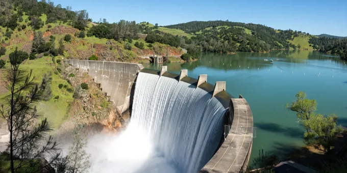 Dams Gary Saxe Shutterstock